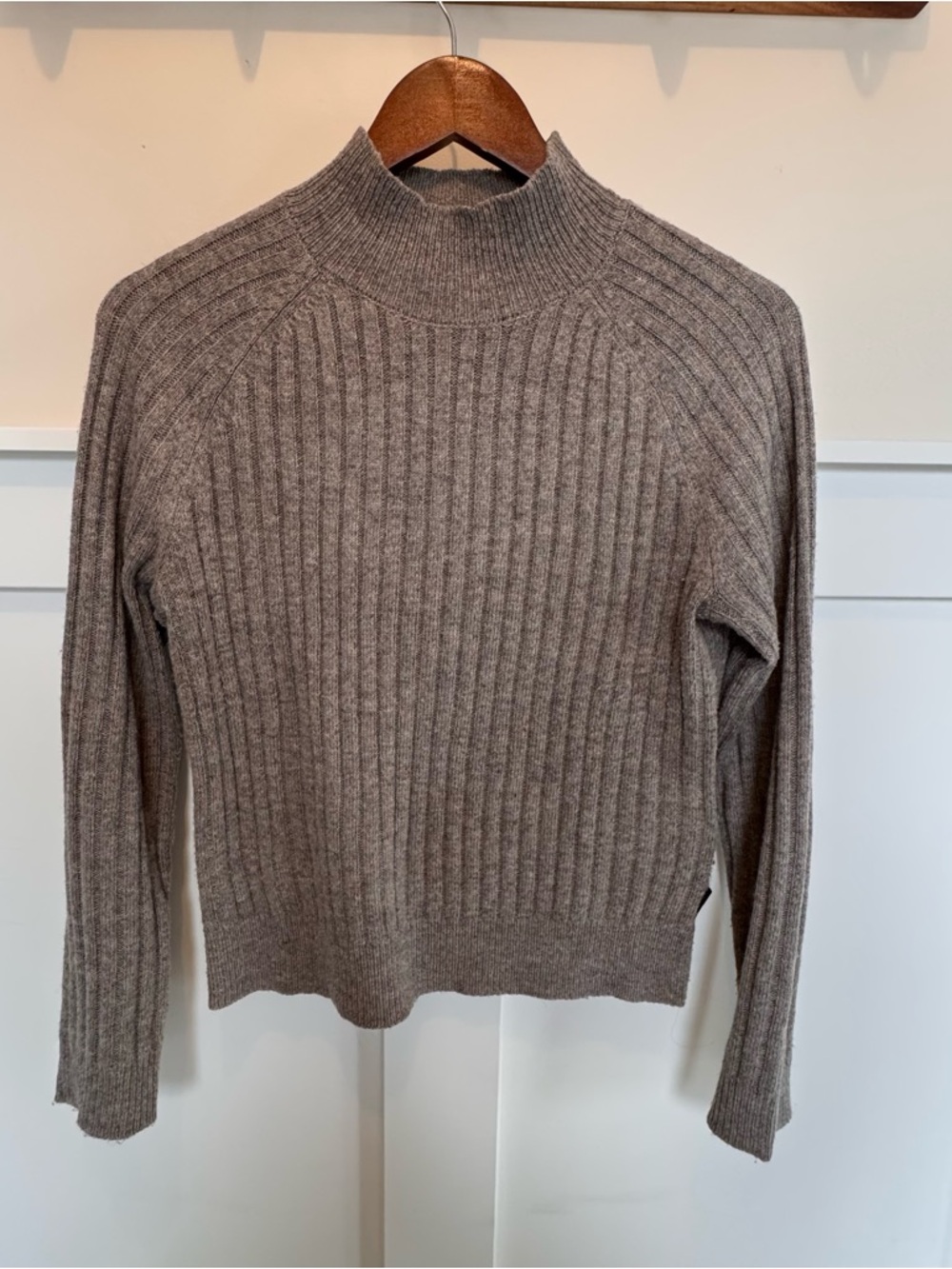 💕 2 for $30: Calvin Klein Sweater